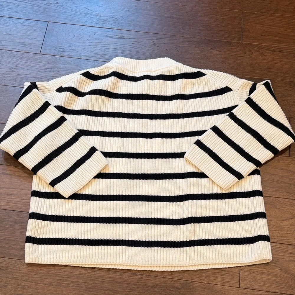 H&M Cream and Black Striped Crewneck Sweater - Picture 7 of 7
